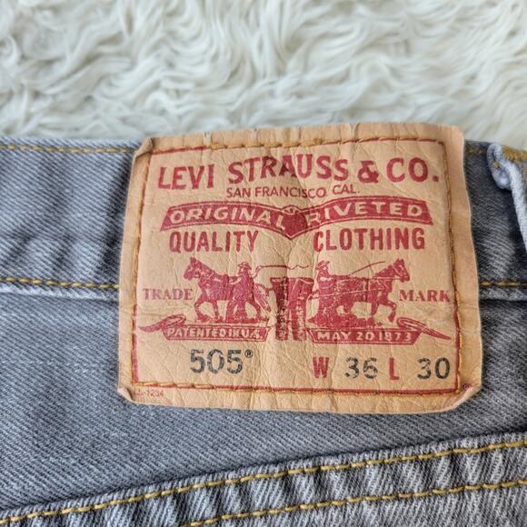 Levis 505 Regular Fit Denim Men's Jeans Gray 34/36 Short - Picture 6 of 6